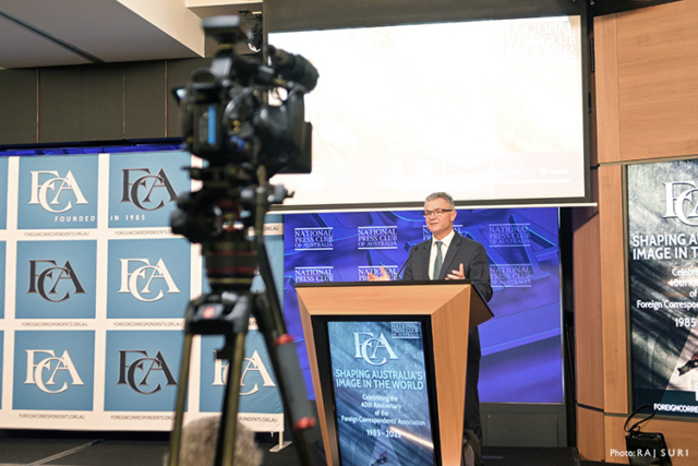 DSC_1047 copy © Raj Suri